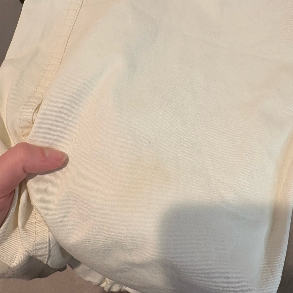 Levi’s Women’s ‘94 Baggy Cargo Pants in Cream/White #15 - Picture 4 of 7